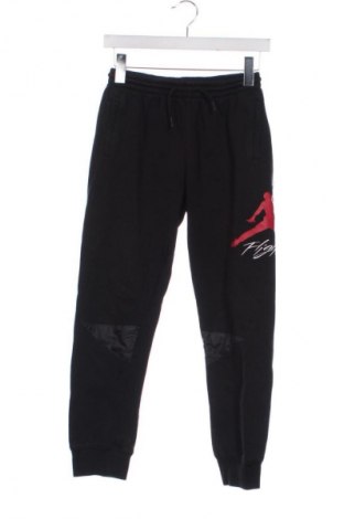 Kinder Sporthose Air Jordan Nike, Größe 11-12y/ 152-158 cm, Farbe Schwarz, Preis € 27,62