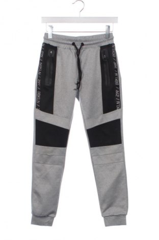 Παιδική κάτω φόρμα Chapter, Μέγεθος 10-11y/ 146-152 εκ., Χρώμα Πολύχρωμο, Τιμή 13,00 €