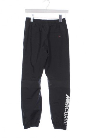 Kinder Sporthose Nike, Größe 11-12y/ 152-158 cm, Farbe Mehrfarbig, Preis 16,99 €