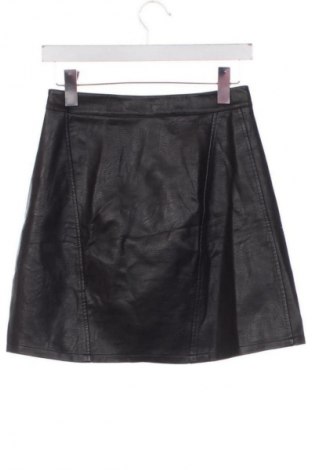 Кожена пола Zara, Размер XS, Цвят Черен, Цена 8,69 €