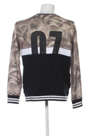 Pánské tričko  Bershka, Velikost M, Barva Vícebarevné, Cena  199,00 Kč