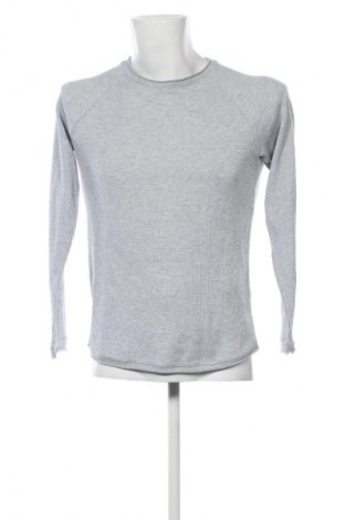 Pánské tričko  Bershka, Velikost M, Barva Šedá, Cena  229,00 Kč