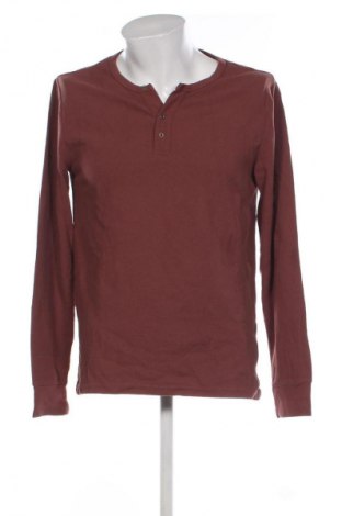 Pánské tričko  Maddox, Velikost M, Barva Červená, Cena  289,00 Kč