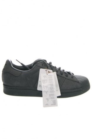 Pánske topánky Adidas Originals, Veľkosť 42, Farba Sivá, Cena  124,95 €