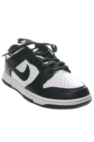 Pánske topánky Nike, Veľkosť 43, Farba Viacfarebná, Cena  94,95 €
