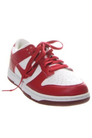 Pánske topánky Nike, Veľkosť 42, Farba Viacfarebná, Cena  99,95 €