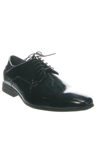 Obuwie męskie Pier One, Rozmiar 42, Kolor Czarny, Cena 120,99 zł