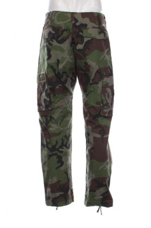 Pantaloni de bărbați Nike, Mărime M, Culoare Multicolor, Preț 150,99 Lei