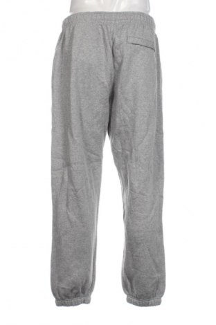 Męskie spodnie sportowe Nike, Rozmiar L, Kolor Szary, Cena 145,99 zł