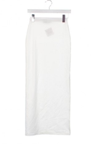 Rock Bershka, Größe XS, Farbe Weiß, Preis € 11,76