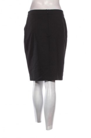 Пола Comma,, Размер M, Цвят Черен, Цена 9,20 €