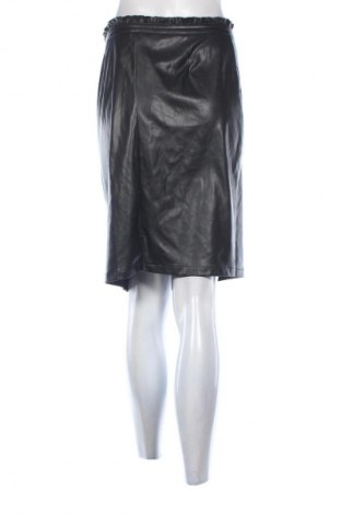 Пола Esmara, Размер M, Цвят Черен, Цена 9,78 €