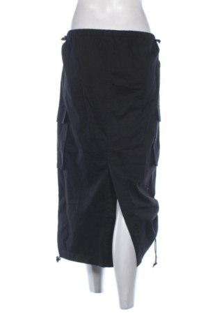 Пола Fb Sister, Размер S, Цвят Черен, Цена 12,00 €