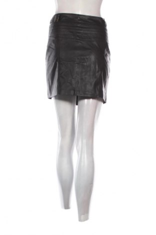 Szoknya Guess, Méret M, Szín Fekete, Ár 13 106 Ft