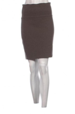 Sukně Marc Cain, Velikost M, Barva Zelená, Cena  689,00 Kč