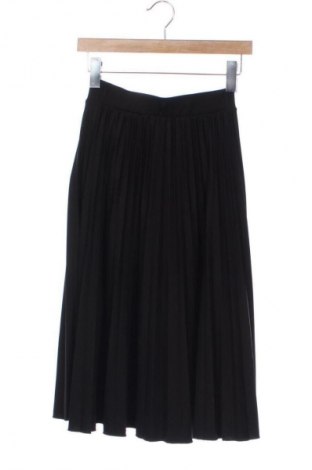 Пола Mohito, Размер XXS, Цвят Черен, Цена 12,00 €