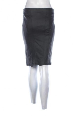 Szoknya Sussan, Méret M, Szín Fekete, Ár 23 281 Ft