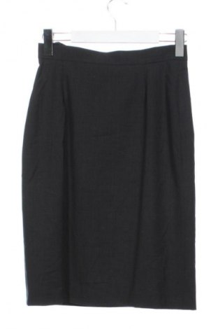 Пола Unbranded, Размер XS, Цвят Черен, Цена 5,11 €