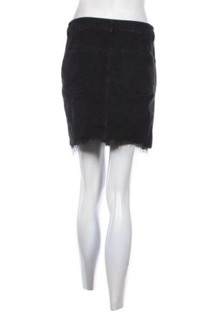 Пола Unbranded, Размер M, Цвят Черен, Цена 15,00 €