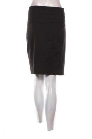 Sukně Zara, Velikost M, Barva Černá, Cena  219,00 Kč