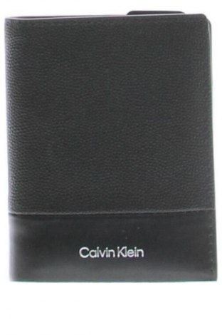 Портмоне Calvin Klein, Цвят Черен, Цена 61,35 €