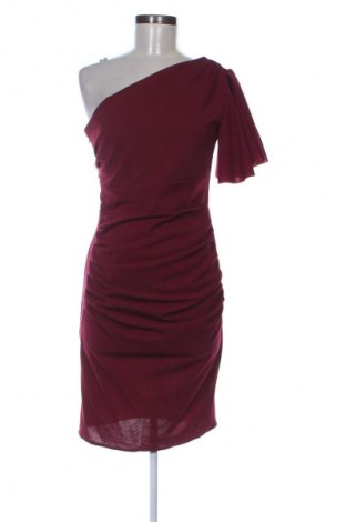 Ruha .Tessa, Méret M, Szín Piros, Ár 68 009 Ft