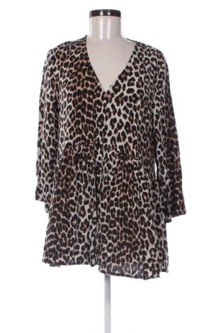 Ruha Amisu, Méret M, Szín Sokszínű, Ár 10 331 Ft