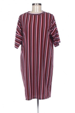 Рокля Amisu, Размер M, Цвят Многоцветен, Цена 19,95 €