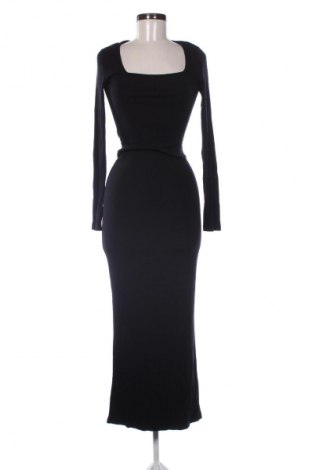 Рокля Amisu, Размер M, Цвят Черен, Цена 6,64 €