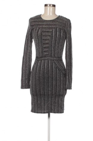 Ruha Bershka, Méret M, Szín Ezüstös, Ár 3 849 Ft