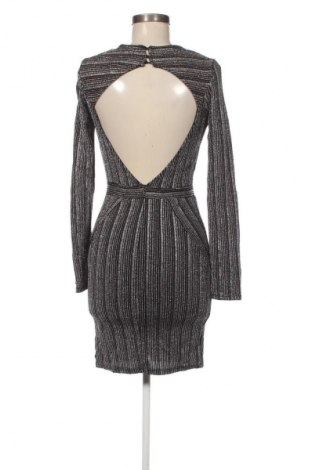 Ruha Bershka, Méret M, Szín Ezüstös, Ár 3 849 Ft