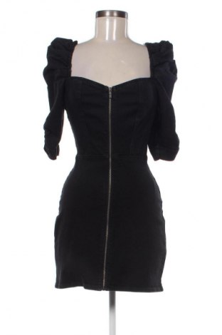 Šaty  Bershka, Veľkosť S, Farba Čierna, Cena  32,00 €
