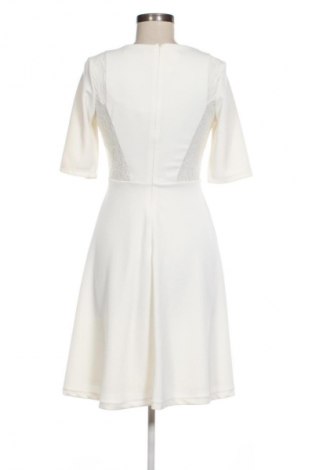 Kleid Bhs, Größe M, Farbe Ecru, Preis € 20,00