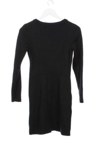 Рокля Calvin Klein Jeans, Размер XS, Цвят Черен, Цена 29,14 €
