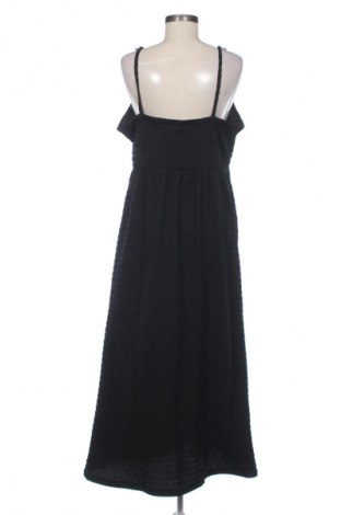 Ruha Cellbes, Méret XL, Szín Fekete, Ár 10 030 Ft