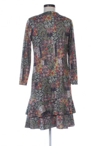 Ruha Cf, Méret L, Szín Sokszínű, Ár 8 244 Ft