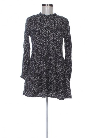 Рокля Cropp, Размер S, Цвят Многоцветен, Цена 24,55 €