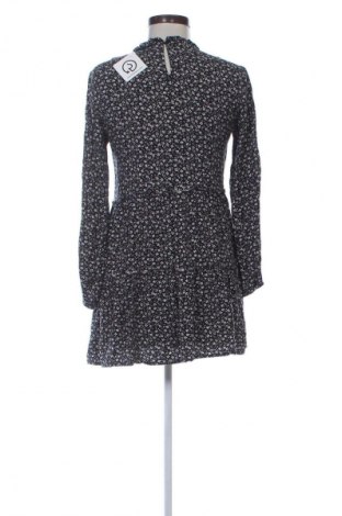 Рокля Cropp, Размер S, Цвят Многоцветен, Цена 24,55 €