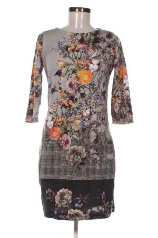 Рокля Daphne, Размер L, Цвят Многоцветен, Цена 13,80 €