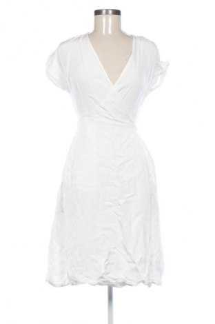 Ruha Depot 96, Méret XS, Szín Fehér, Ár 8 244 Ft