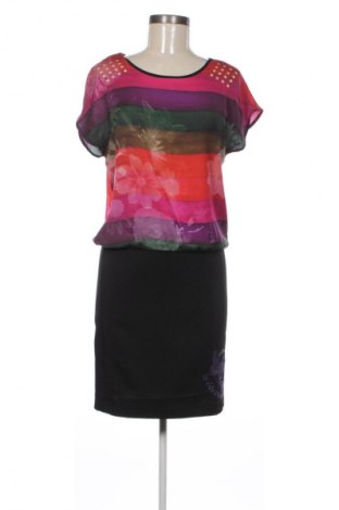 Šaty  Desigual, Velikost M, Barva Vícebarevné, Cena  969,00 Kč