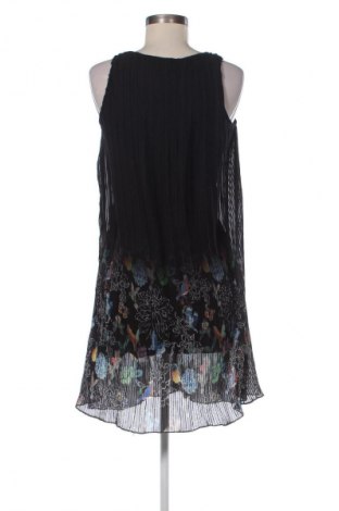 Рокля Desigual, Размер M, Цвят Многоцветен, Цена 37,32 €