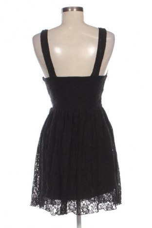 Šaty  Dry Lake., Velikost S, Barva Černá, Cena  899,00 Kč