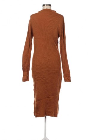 Kleid Emerge, Größe XL, Farbe Orange, Preis 18,99 €