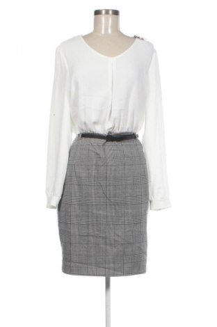 Kleid Esprit, Größe M, Farbe Mehrfarbig, Preis 12,99 €