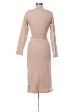 Рокля F&F, Размер M, Цвят Бежов, Цена 10,73 €