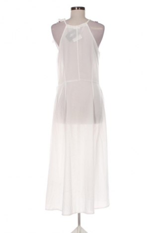 Ruha Foggi, Méret M, Szín Fehér, Ár 13 079 Ft