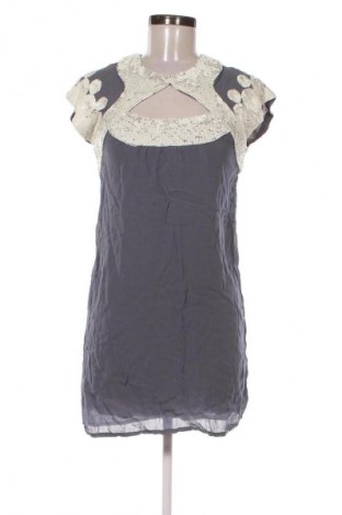 Ruha French Connection, Méret M, Szín Sokszínű, Ár 17 351 Ft