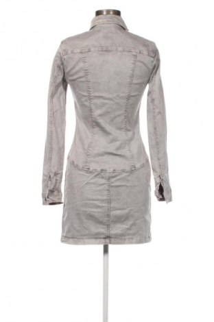 Šaty  Geisha, Velikost XS, Barva Šedá, Cena  449,00 Kč
