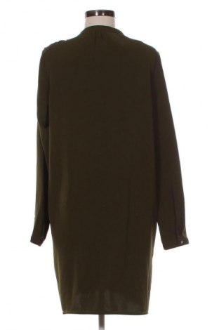 Kleid Geisha, Größe M, Farbe Grün, Preis € 9,99